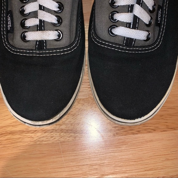 Vans Grey and Black Lace Classics Mens Size 7 - Picture 4 of 7